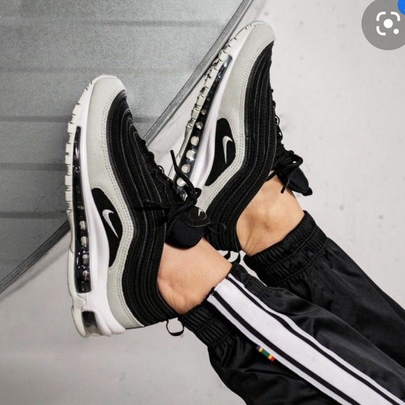 Nike Air Max 97 PRM Black Spruce Aura W AUTHENTIC - Picture 4 of 8